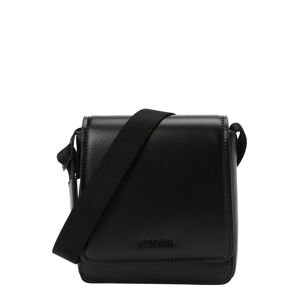 Calvin Klein Taška cez rameno 'Eckige'  čierna