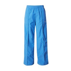 Nike Sportswear Nohavice s pukmi  nebesky modrá / biela
